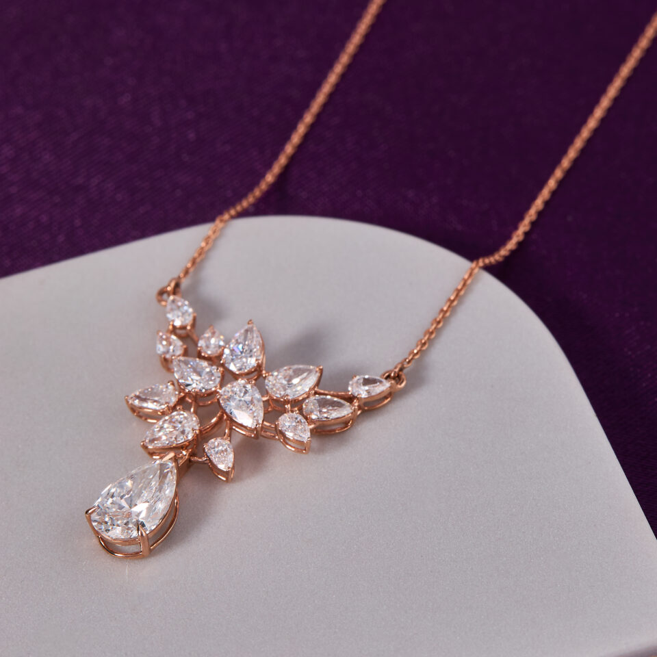 8.75 CT pear-shaped diamond necklace